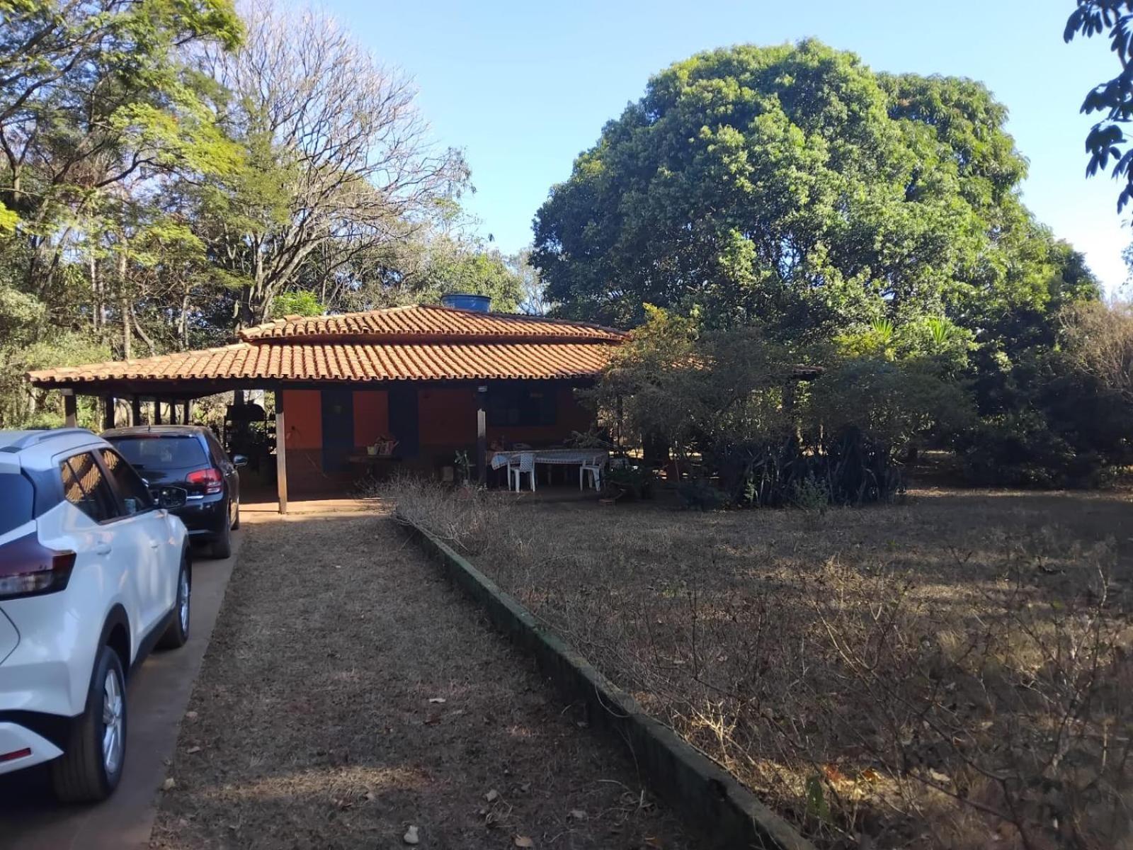 Sitio Bemtevi - Jockey Camping - Uberlandia Villa Екстериор снимка